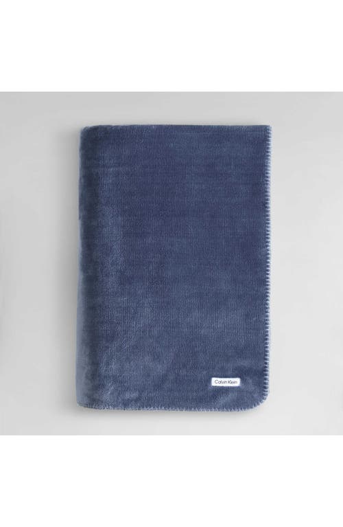 CALVIN KLEIN HOME CALVIN KLEIN HOME MODERN REVERSIBLE SOLID PLUSH BLANKET