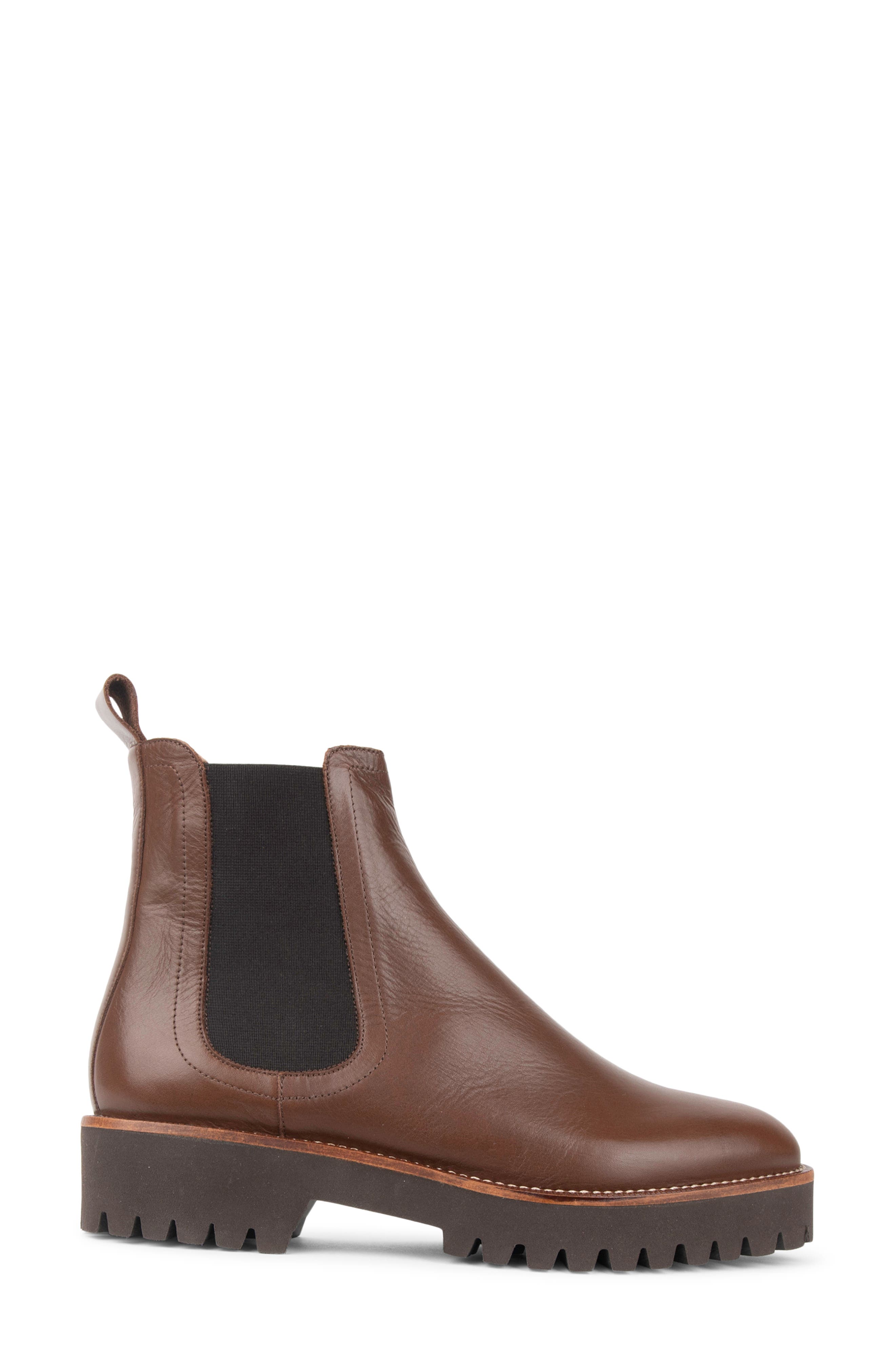 Lug Sole Chelsea Boot, Alternate, color, CHOCOLATE