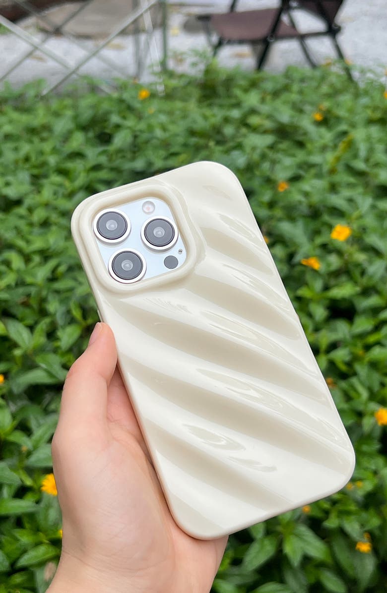 Auramma Silk Look Wavy iPhone 14 Pro Case, Alternate, color, Cream