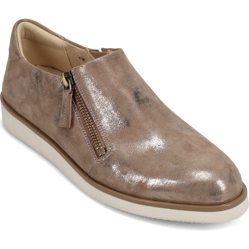 Vaneli Quill Flat In Brown
