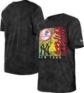 New Era Women's New Era  Black New York Yankees Sport Classics Enzyme Wash  Oversized T-Shirt