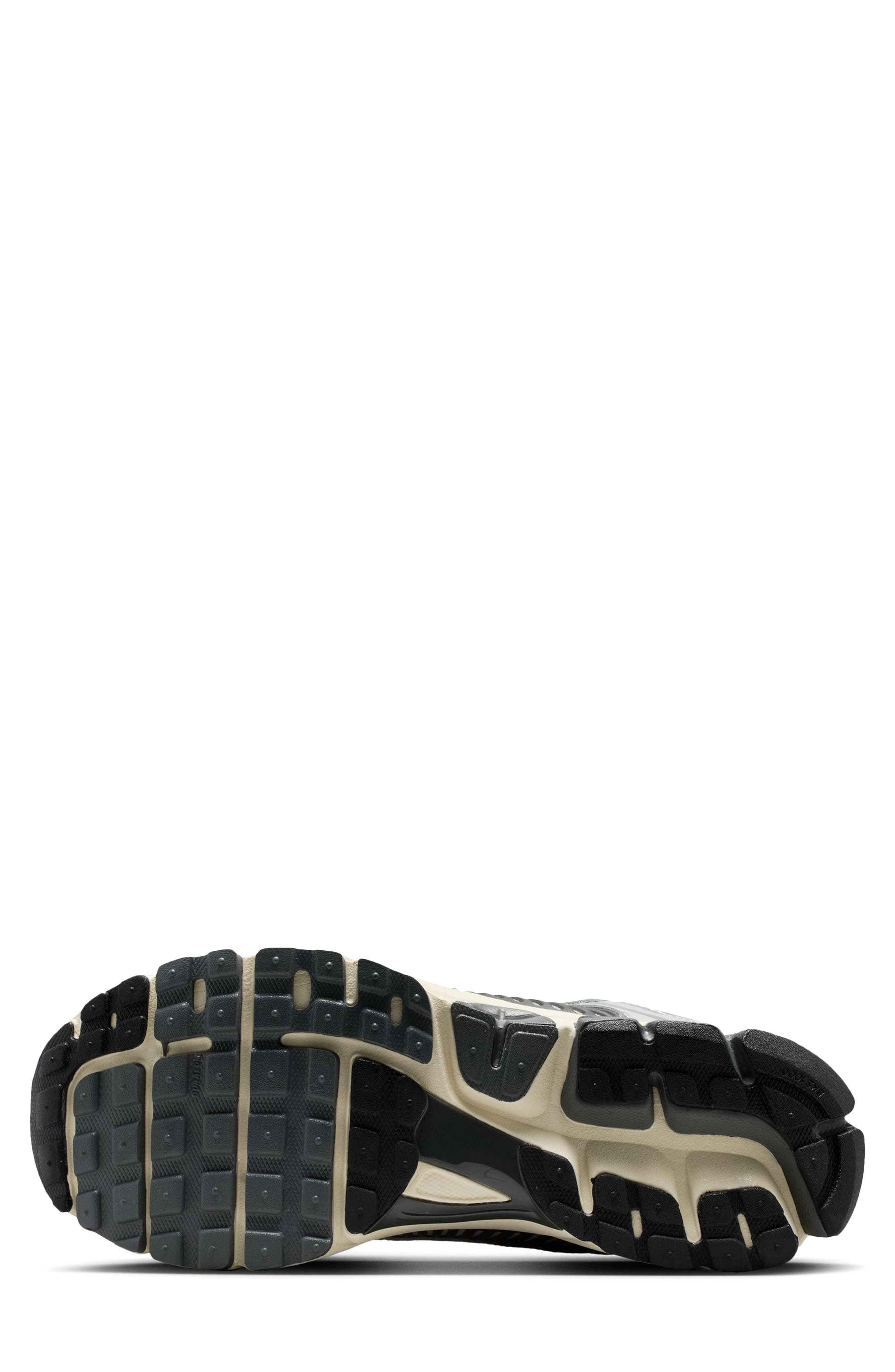 Zoom Vomero 5 Sneaker, Alternate, color, IRON GREY/ CHROME