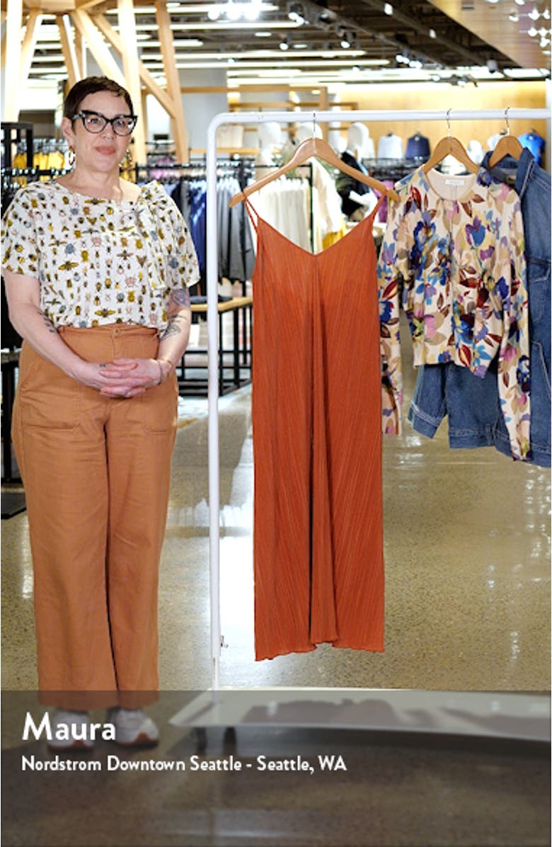 Plissé Chemise, sales video thumbnail
