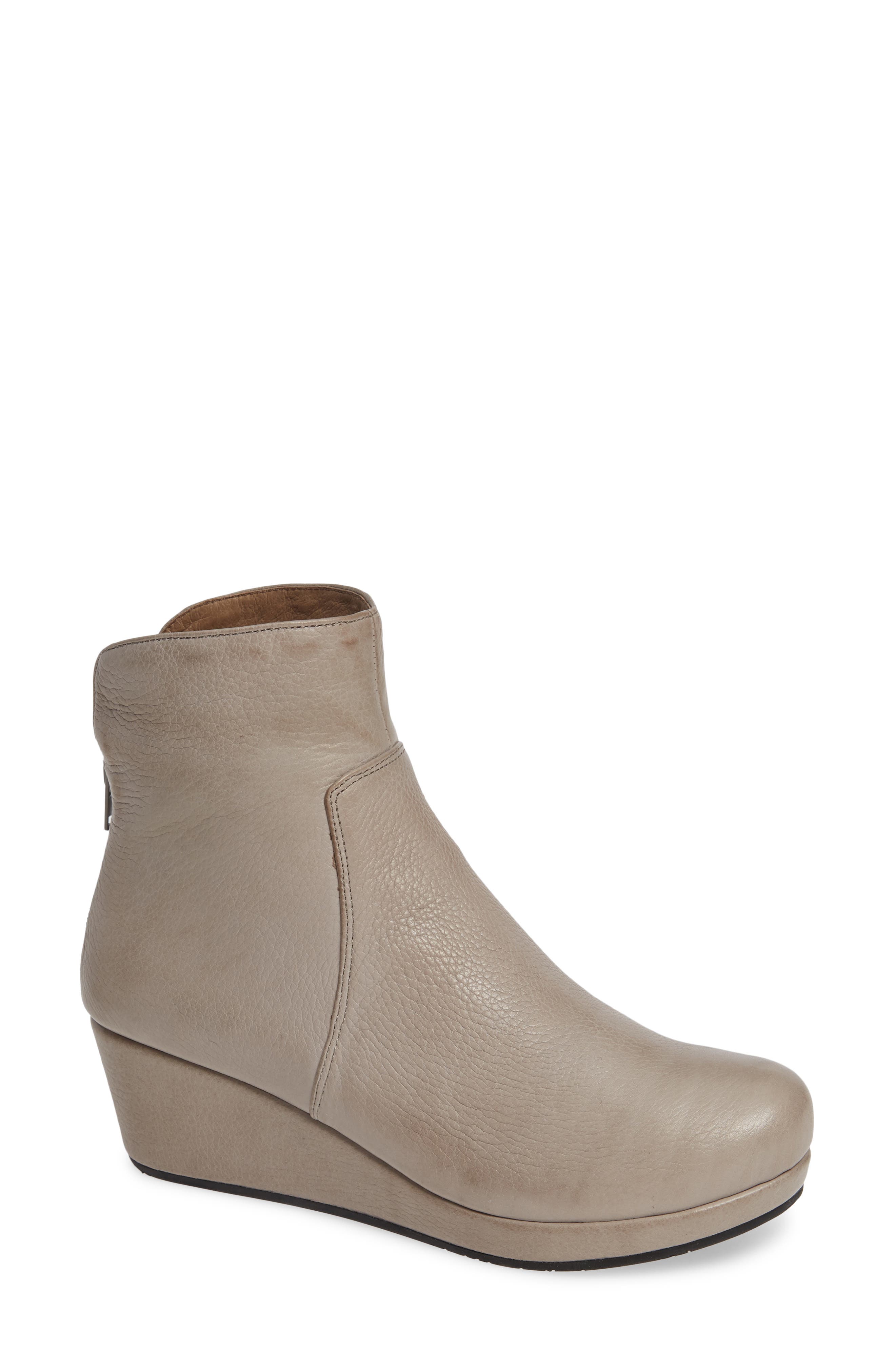 Chocolat Blu Yarden Wedge Bootie, Main, color, 