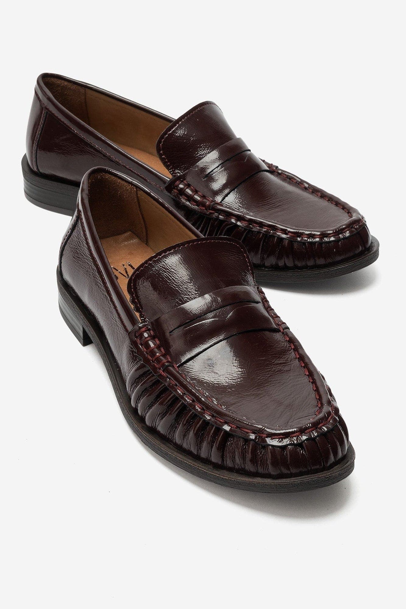 Chen Leather Loafer, Alternate, color, Burgundy Patent