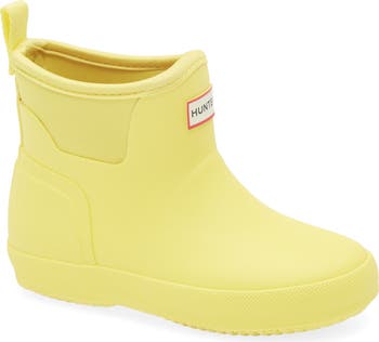 Hunter Play Short Rain Boots Mens 11 Yellow Rubber Ankle Shaft Waterproof Hunter WFS1000RMA-RYL: Womens Original Short Yellow Rain  main image 4
