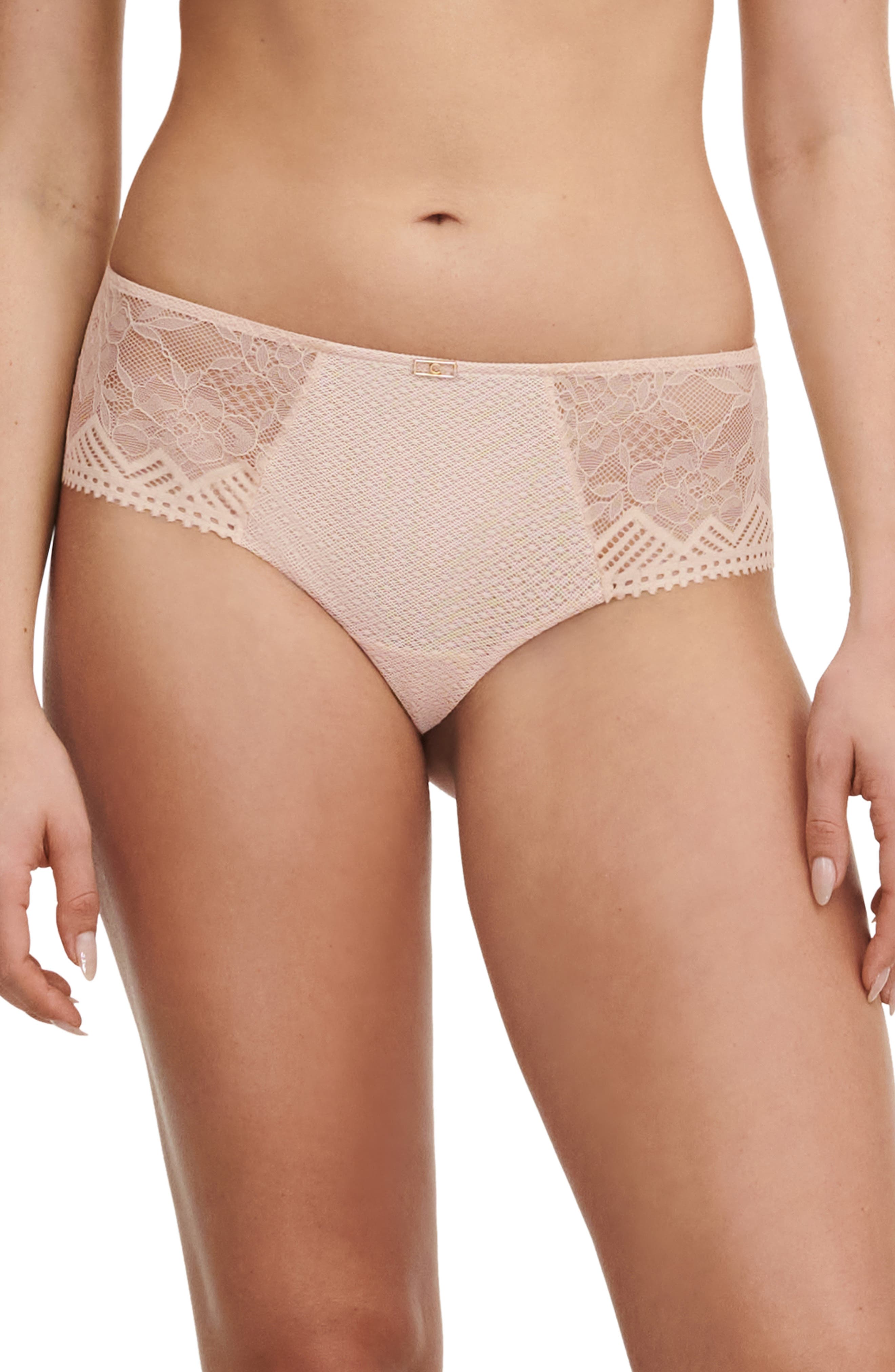 BEIGE BLUSH
