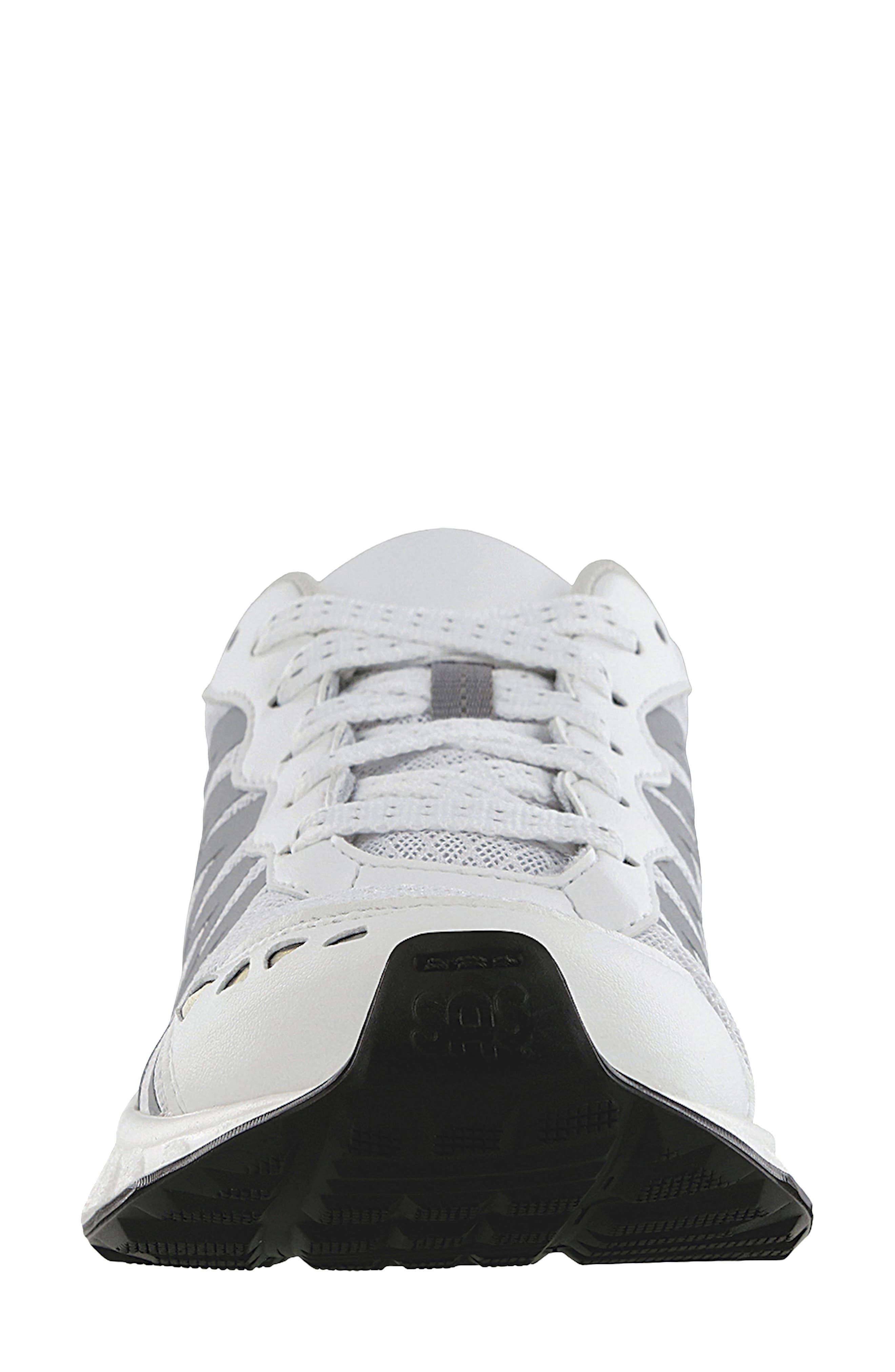 Tempo Sneaker - image 4