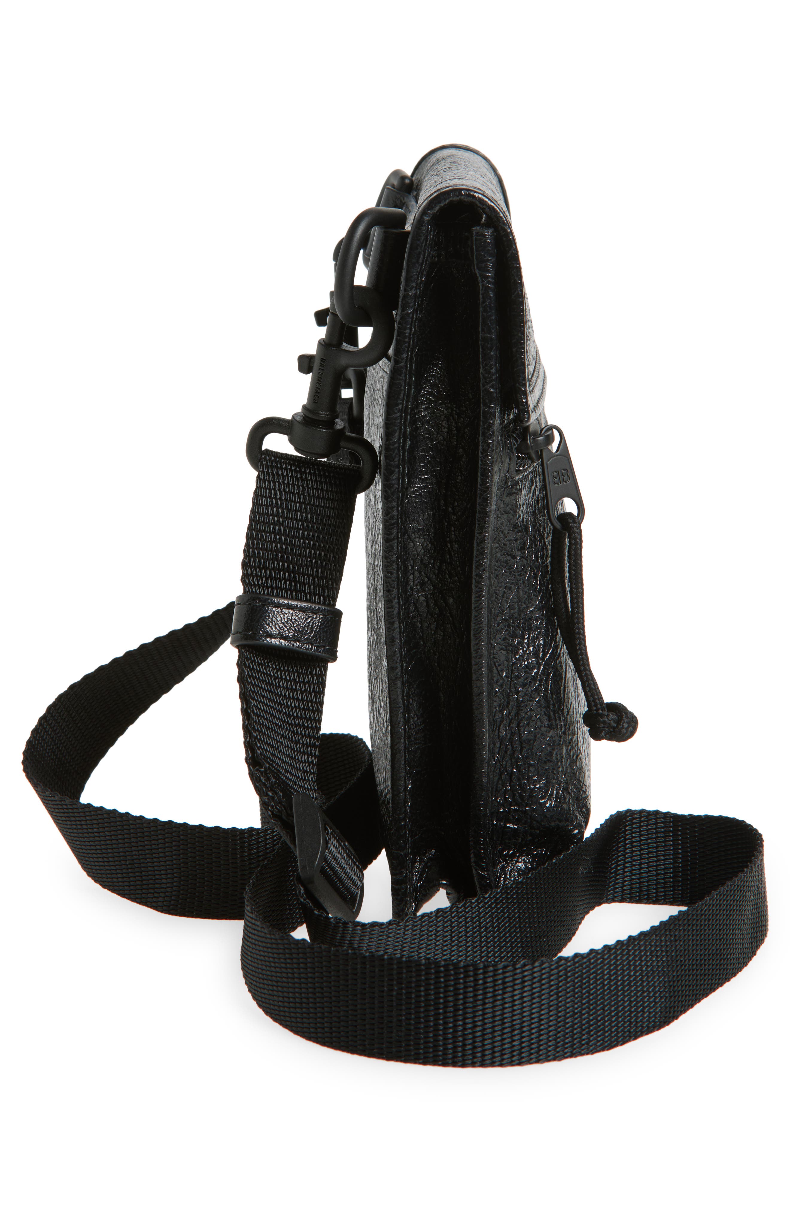 Balenciaga Leather Explorer Pouch, Alternate, color, 1090 Black