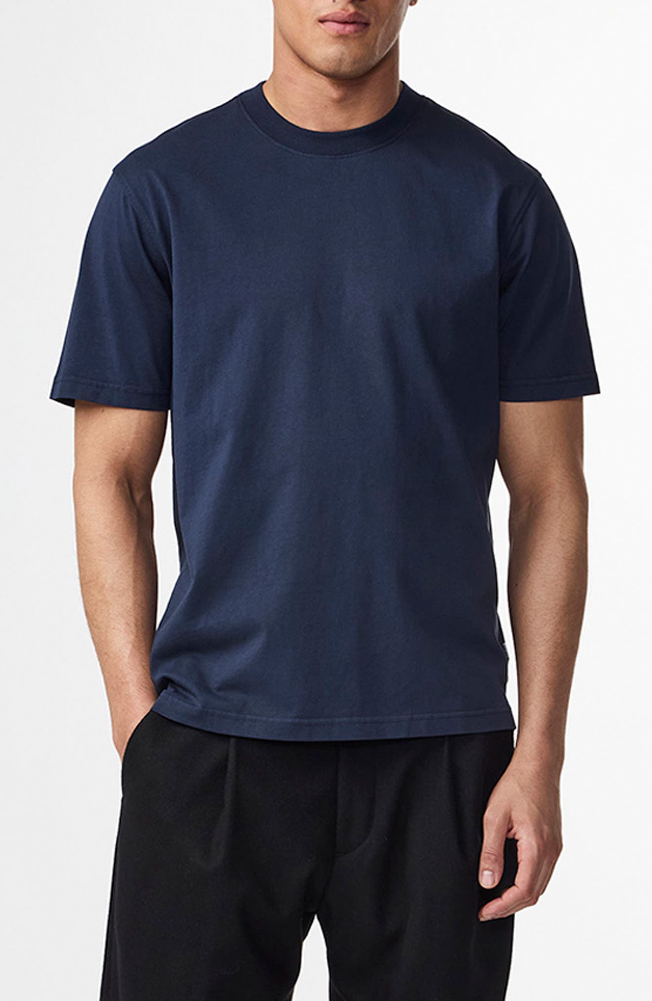 NAVY BLUE