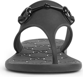 サンダル・ミュール Gucci Horsebit Thong Sandals In Laminated Leather Lady Horsebit leather thong sandals in brown - Gucci | Mytheresa