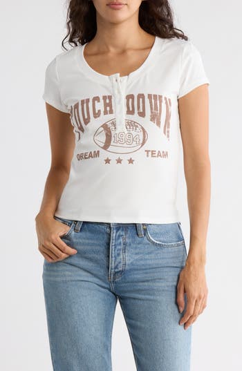 Madden Girl Short Sleeve Graphic Henley Tee In White