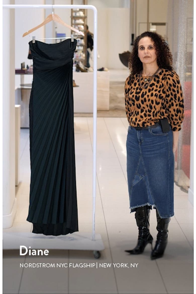 Bianca Pleated Strapless Gown video