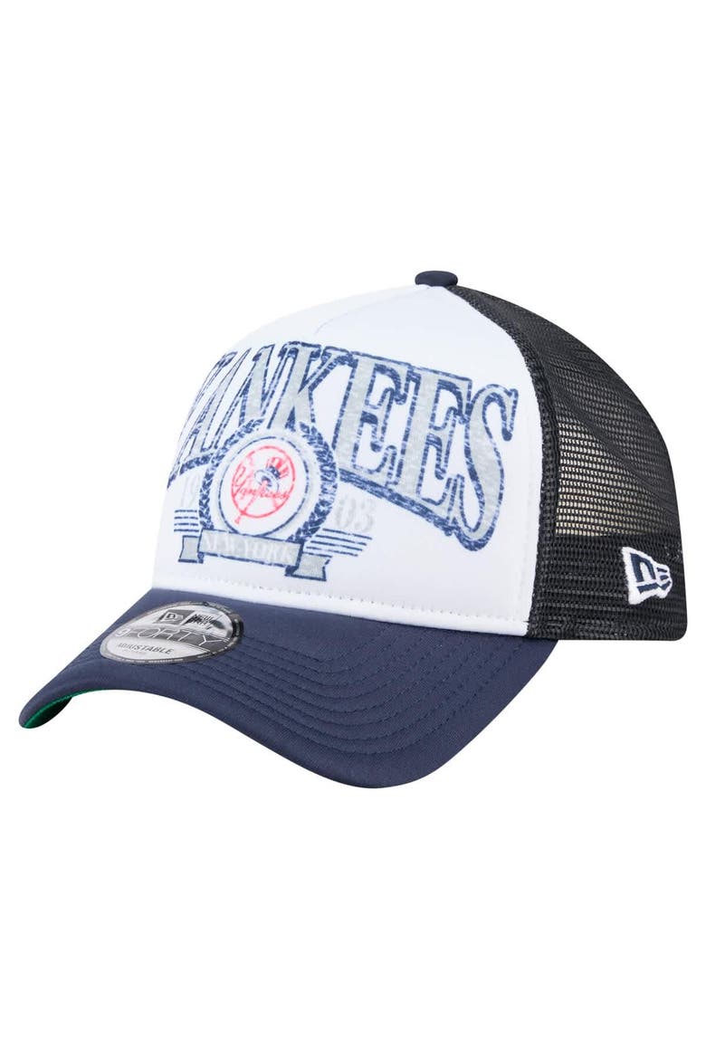 Men's New Era  Navy New York Yankees Distressed 9FORTY A-Frame Adjustable Trucker Hat, Main, color, Navy