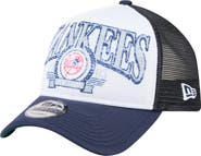 New Era Men's New Era Navy New York Yankees Distressed 9FORTY A-Frame Adjustable Trucker Hat