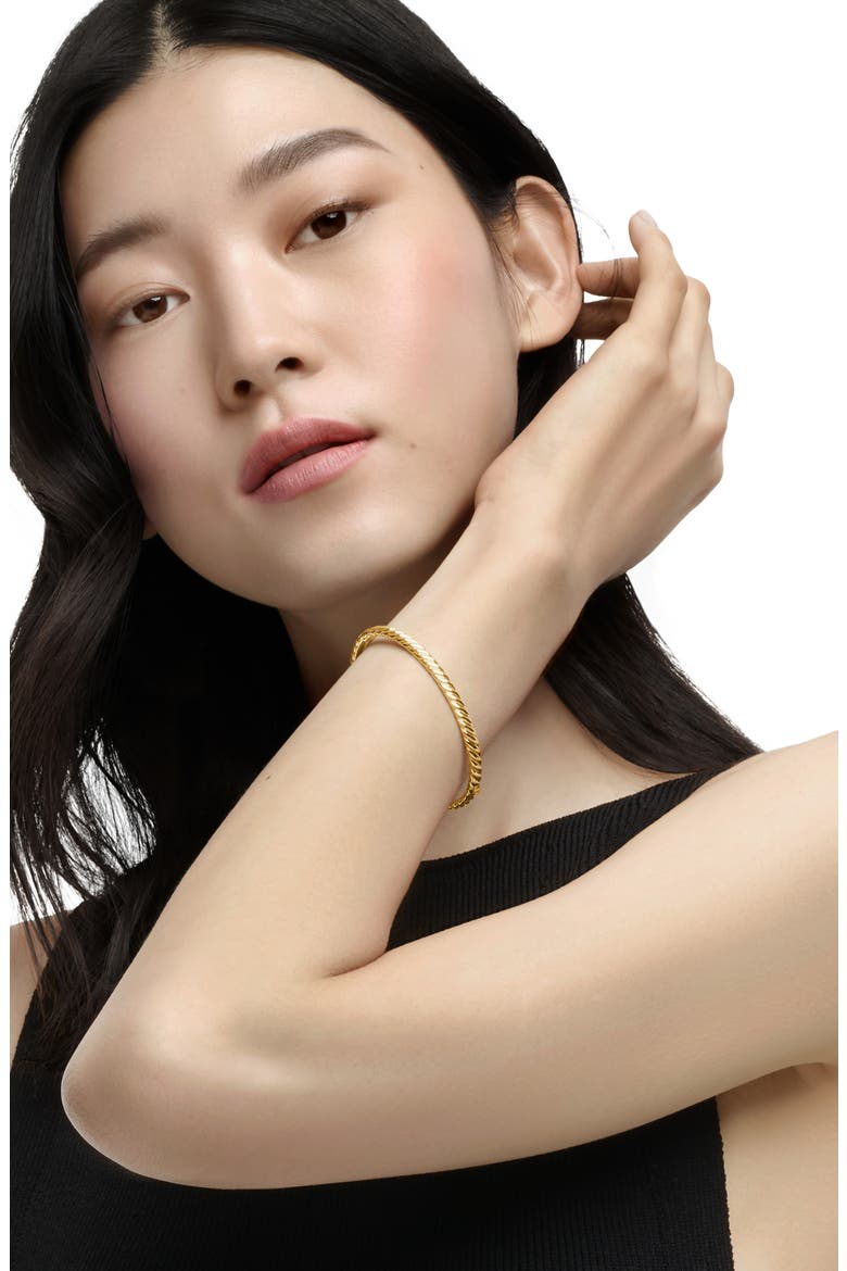 Sculpted Cable Bangle Bracelet in 18K Yellow Gold, 4.6mm, Alternate, color, 18K YELLOW GOLD