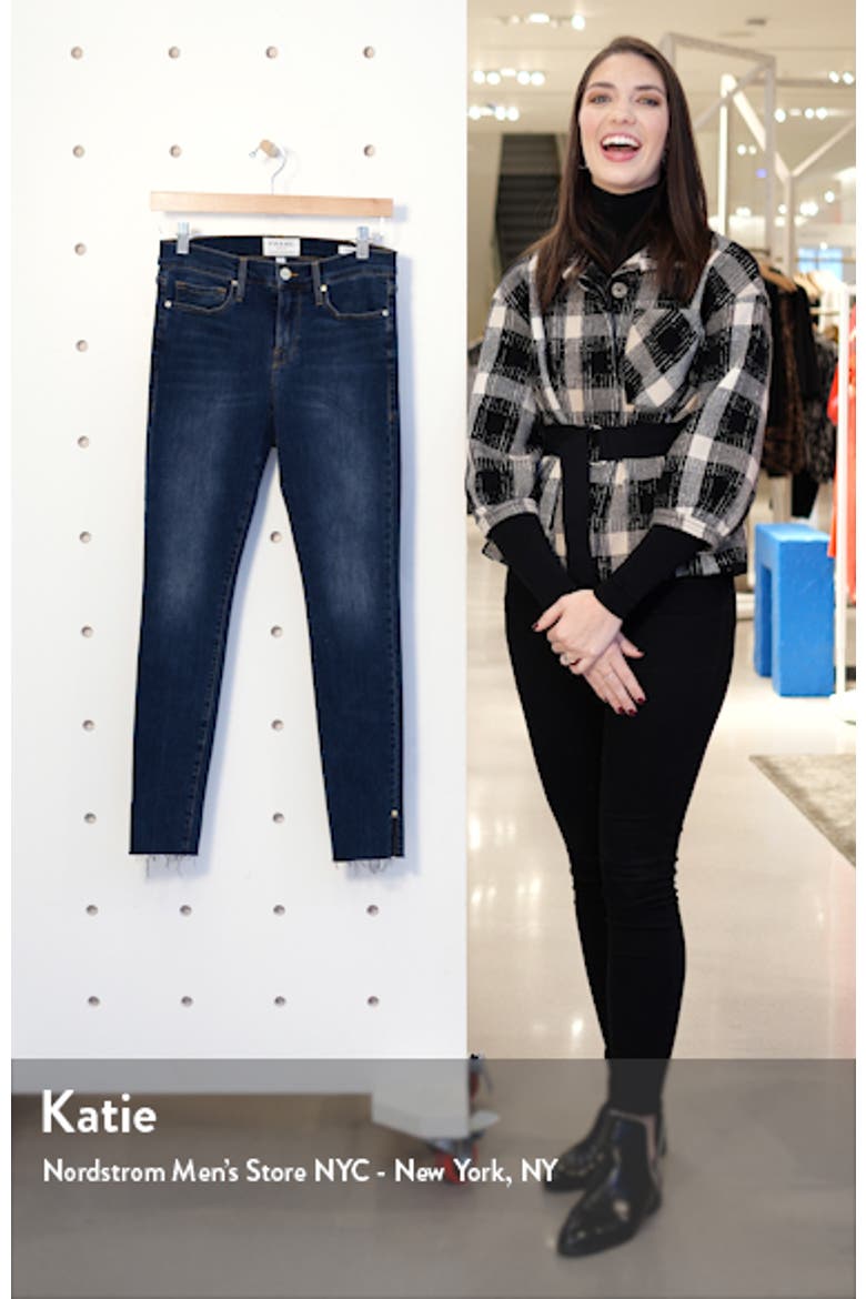 Le Skinny de Jeanne Slit Rivet Raw Hem Ankle Jeans video