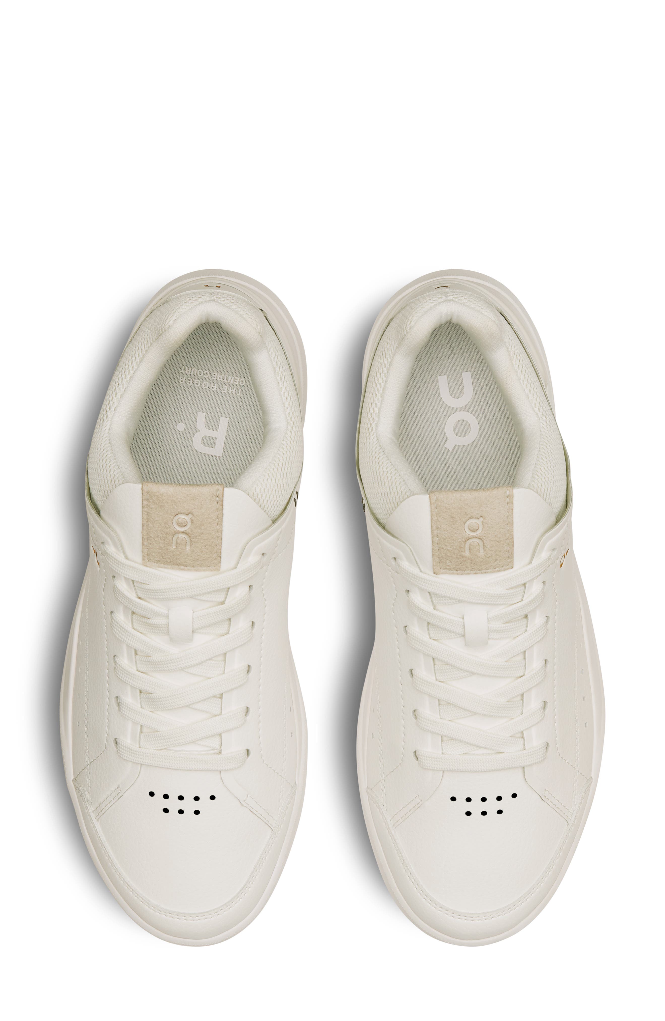 On THE ROGER Centre Court Tennis Sneaker, Alternate, color, White/Gum