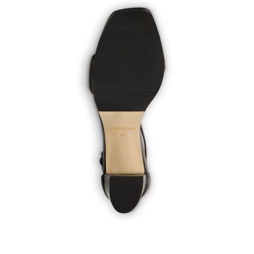 BERNARDO FOOTWEAR BERNARDO FOOTWEAR CARLA PLATFORM SANDAL