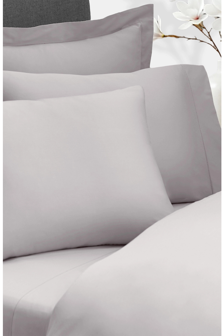 Heritage Organic Sateen Duvet Cover, Alternate, color, Quiet Gray - King