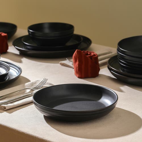 Stone Lain Elio Stoneware 4-piece Pasta Bowl Set In Black