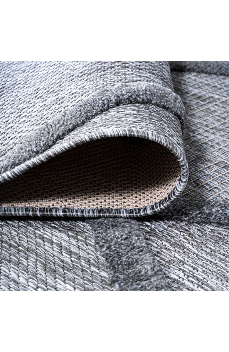 JONATHAN Y Salines Diamond Trellis Indoor/Outdoor Area Rug, Alternate, color, Dark Gray