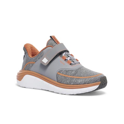 No. 45 Women's Sport Motion Hands Free Sneaker