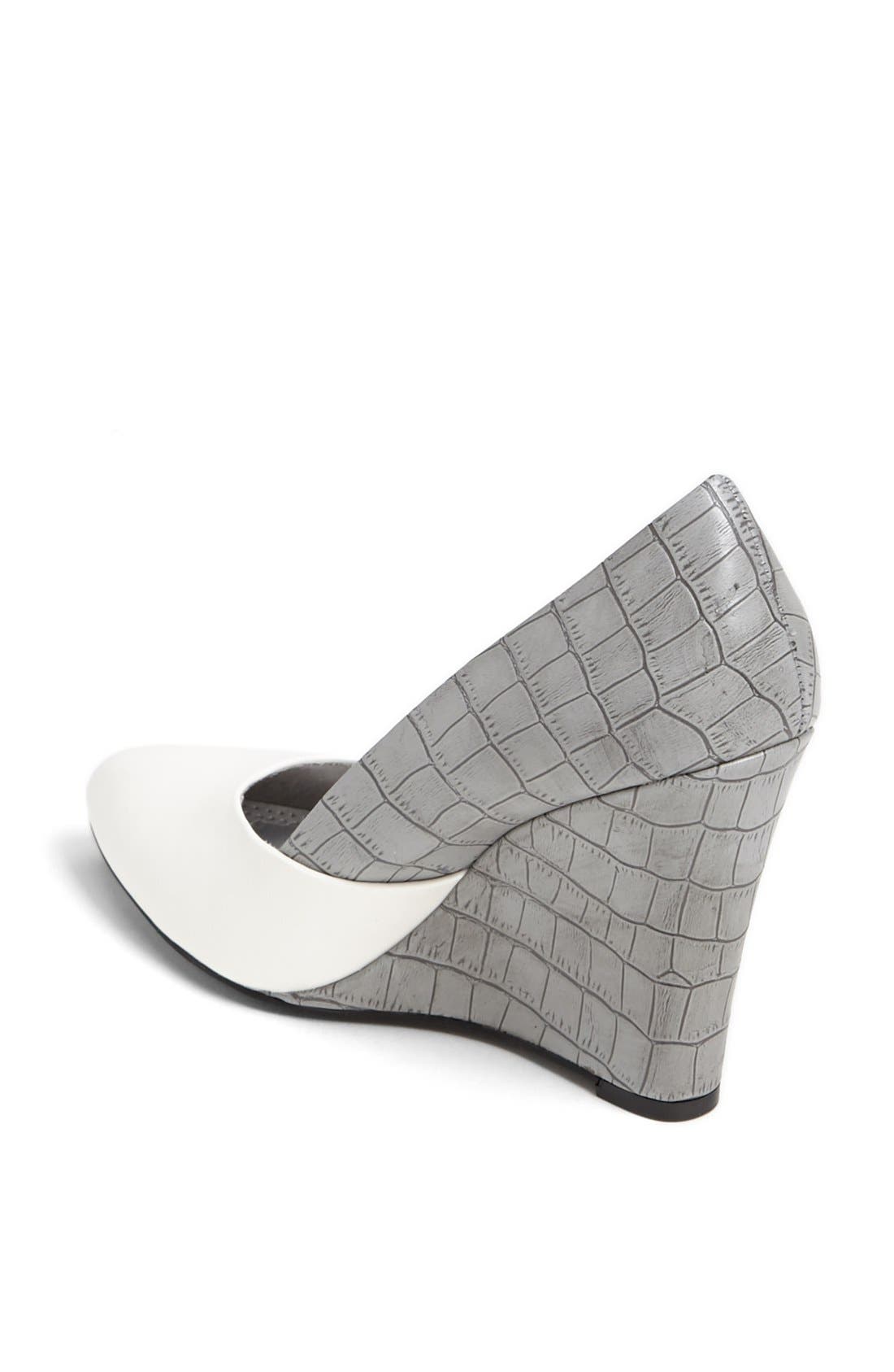 'Deanna' Wedge Pump, Alternate, color, BLACK/ WHITE