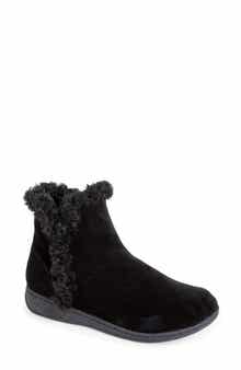Unwind Leather Bootie