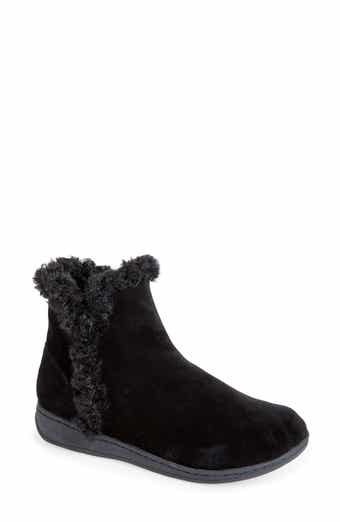 Unwind Leather Bootie