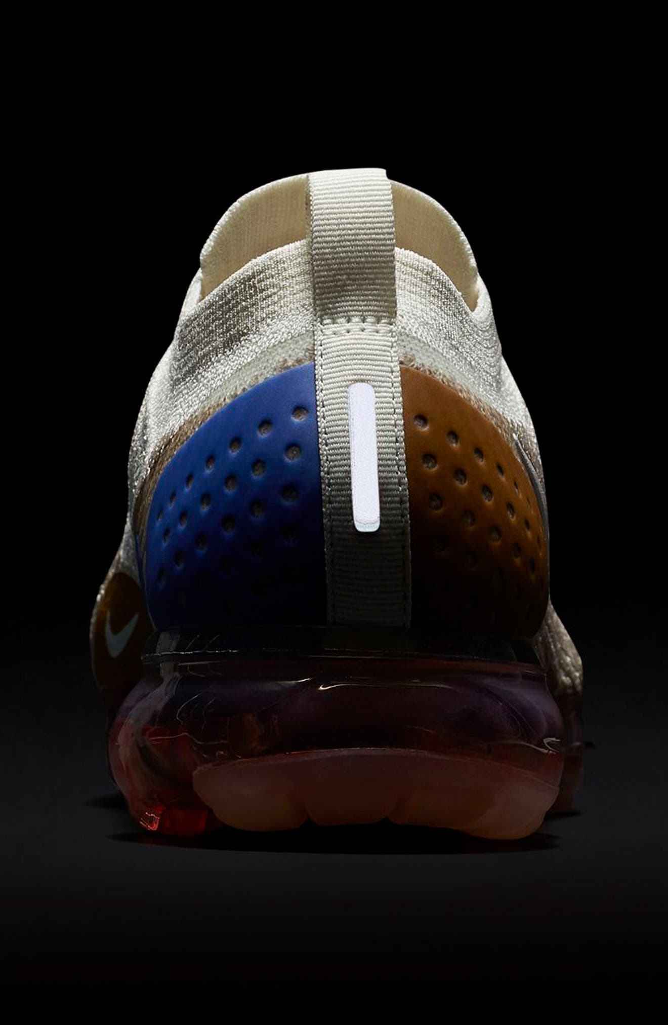 Air VaporMax Flyknit MOC 2 Running Shoe, Alternate, color, SAIL/ ANTHRACITE/ SAND/ WHEAT