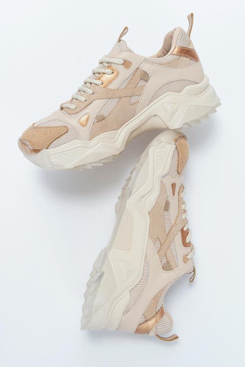 Forever & Always Shoes Loretta Platform Sneakers In Beige