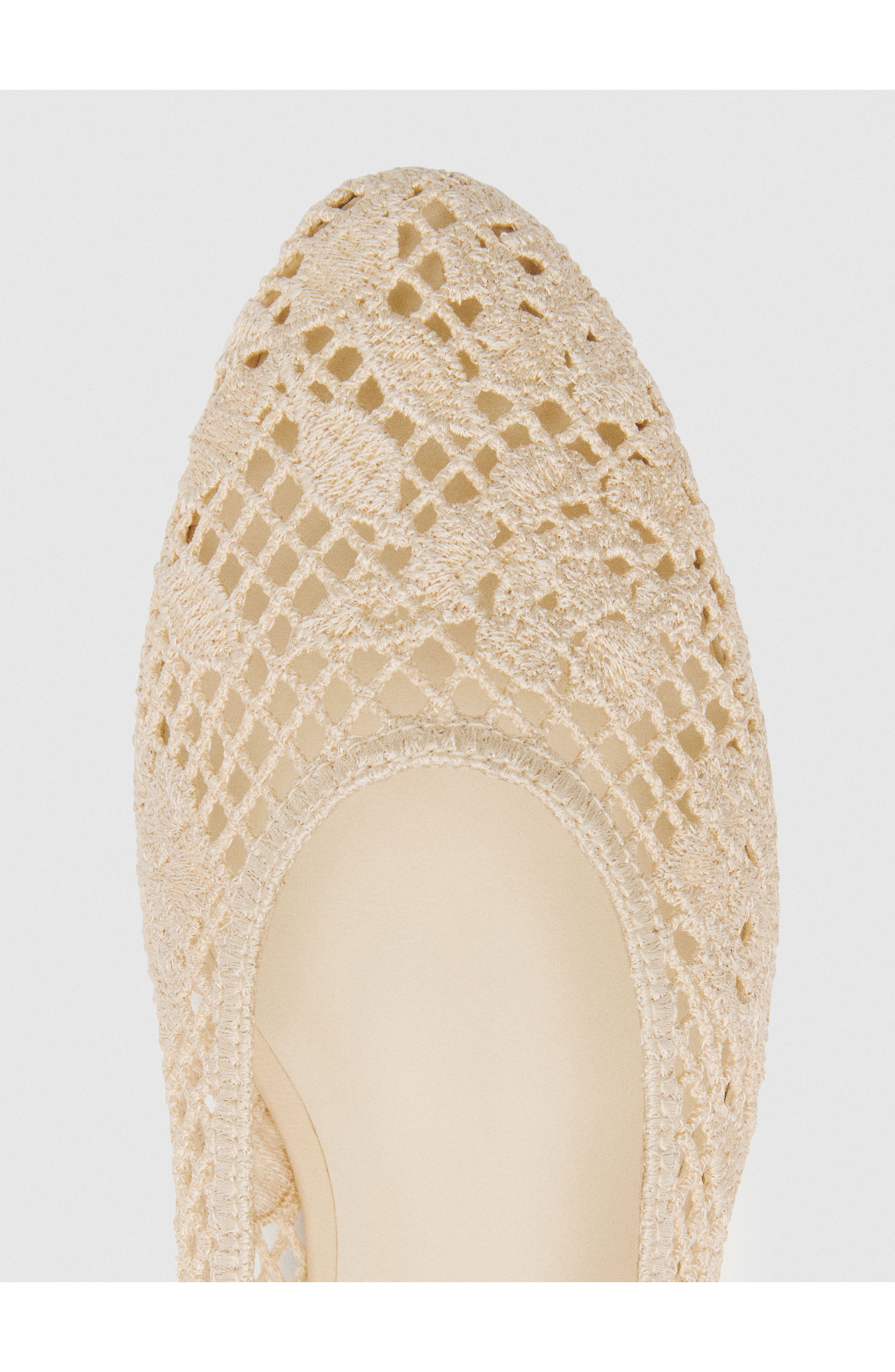 Pillar Flat, Alternate, color, CREAM FLORAL CROCHET