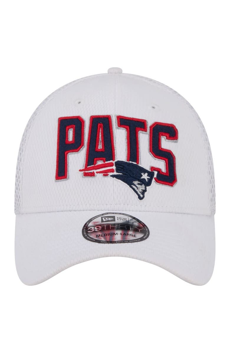 New Era Men's New Era White New England Patriots Breakers 39THIRTY Flex Hat, Alternate, color, 