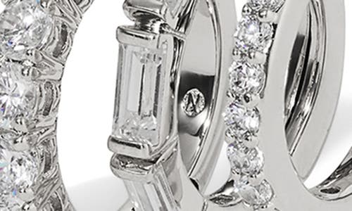 NADRI NADRI DELPHINE TRIPLE LINK HOOP EARRINGS 
