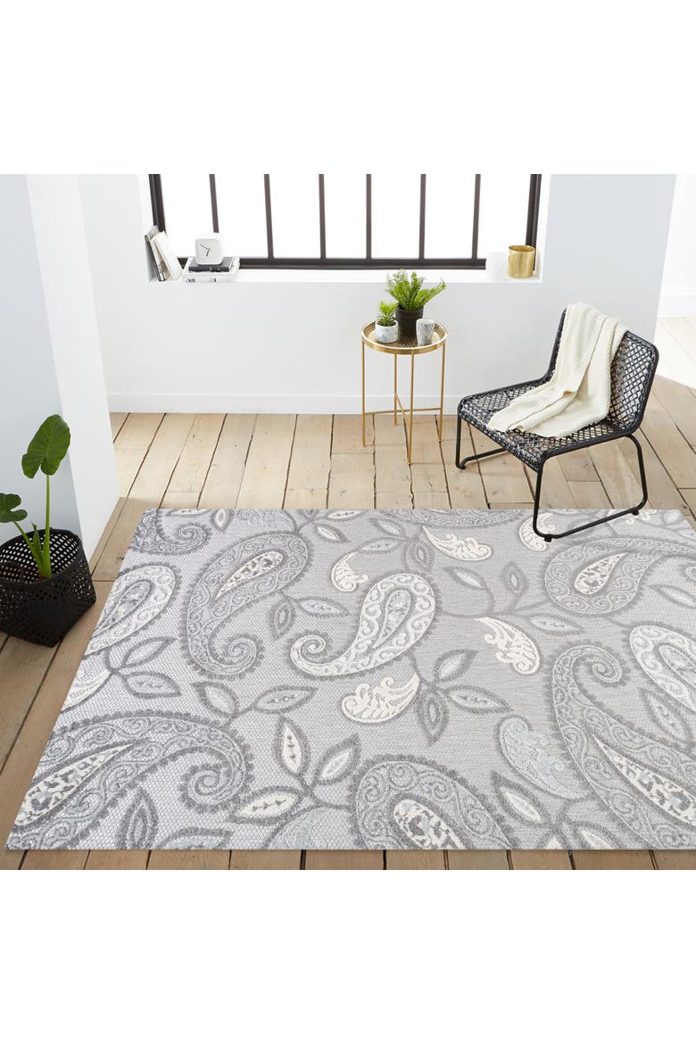 Julien Paisley High-Low Light Indoor/Outdoor Area Rug, Alternate, color, Light Gray/Ivory