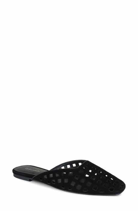 Remi Geo Cutout Flat