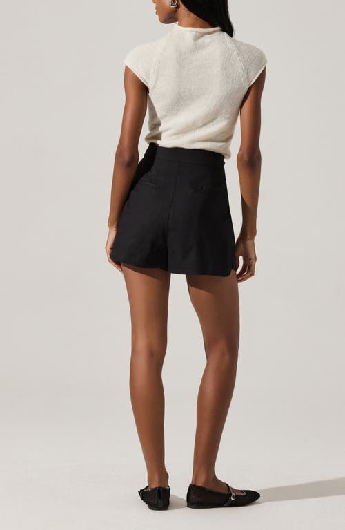 Astr The Label Asymmetric Pleat Shorts In Black