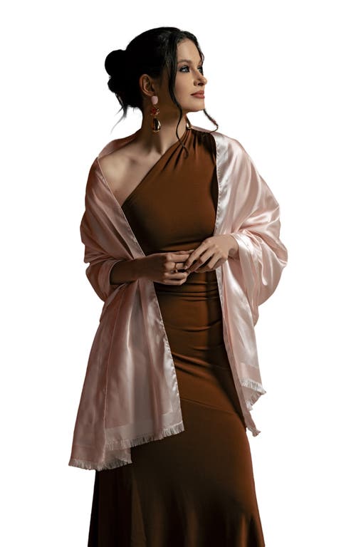 Elizabetta Fortuna In Pink
