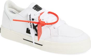 New Vulcanized Low Top Sneaker