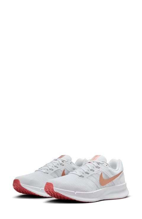 Run Swift 3 Running Shoe (Women)