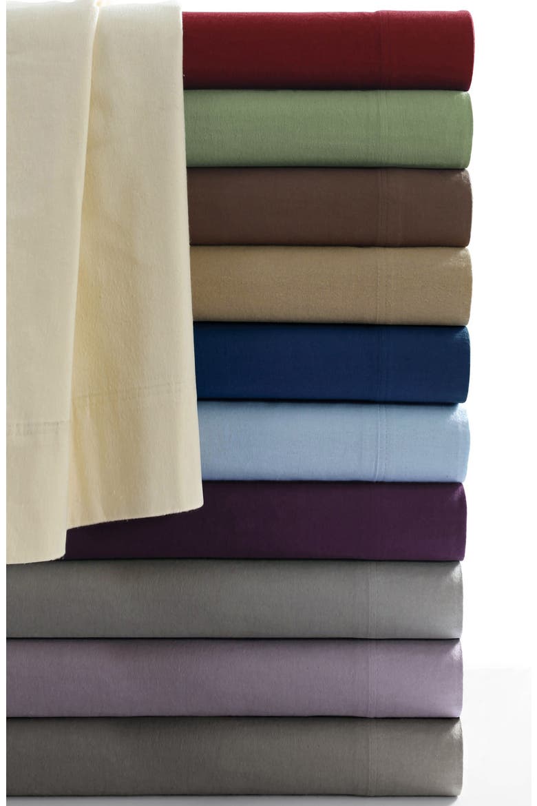 Solid Flannel Fitted Sheet, Alternate, color, CHOCOLATE