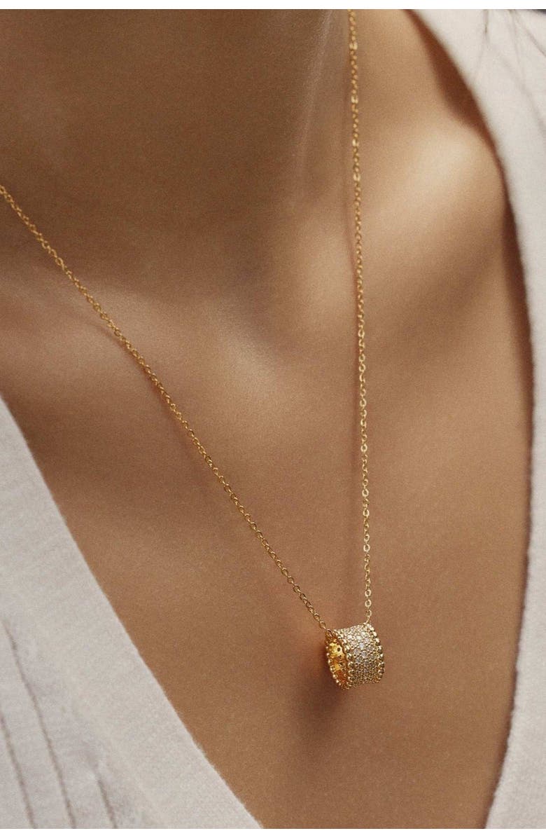 Bearfruit Jewelry Rosa Round Pendant Necklace, Alternate, color, Gold