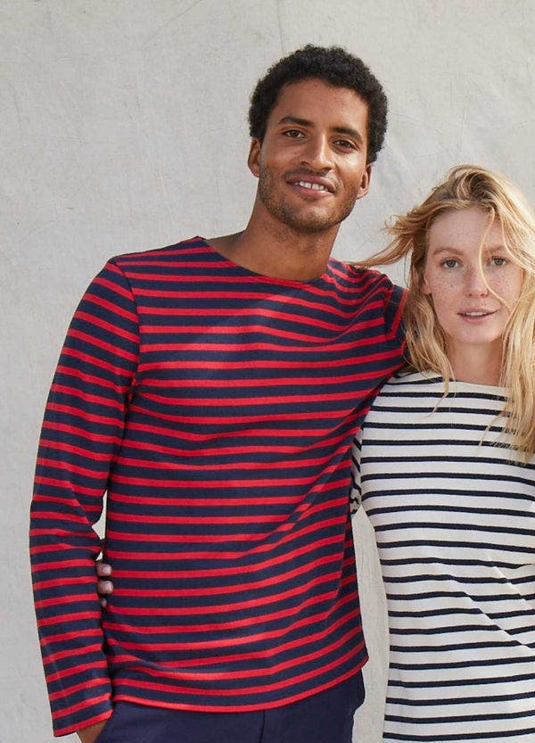 selected navy/red