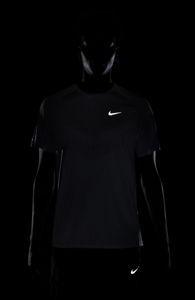 Nike Stride Dri-FIT ADV Running T-Shirt, Alternate, color, 057 Ghost/Htr/Reflective Silv
