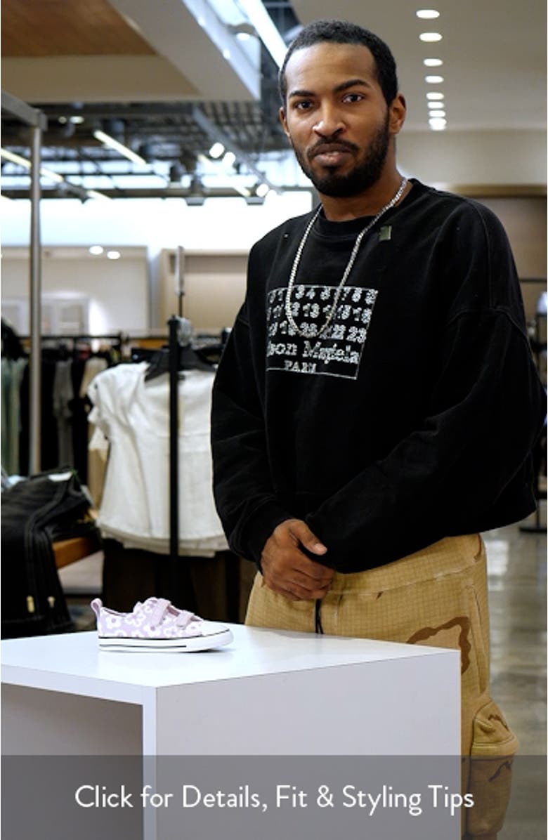 Kids' Chuck Taylor<sup>®</sup> All Star<sup>®</sup> 2V Sneaker, sales video thumbnail