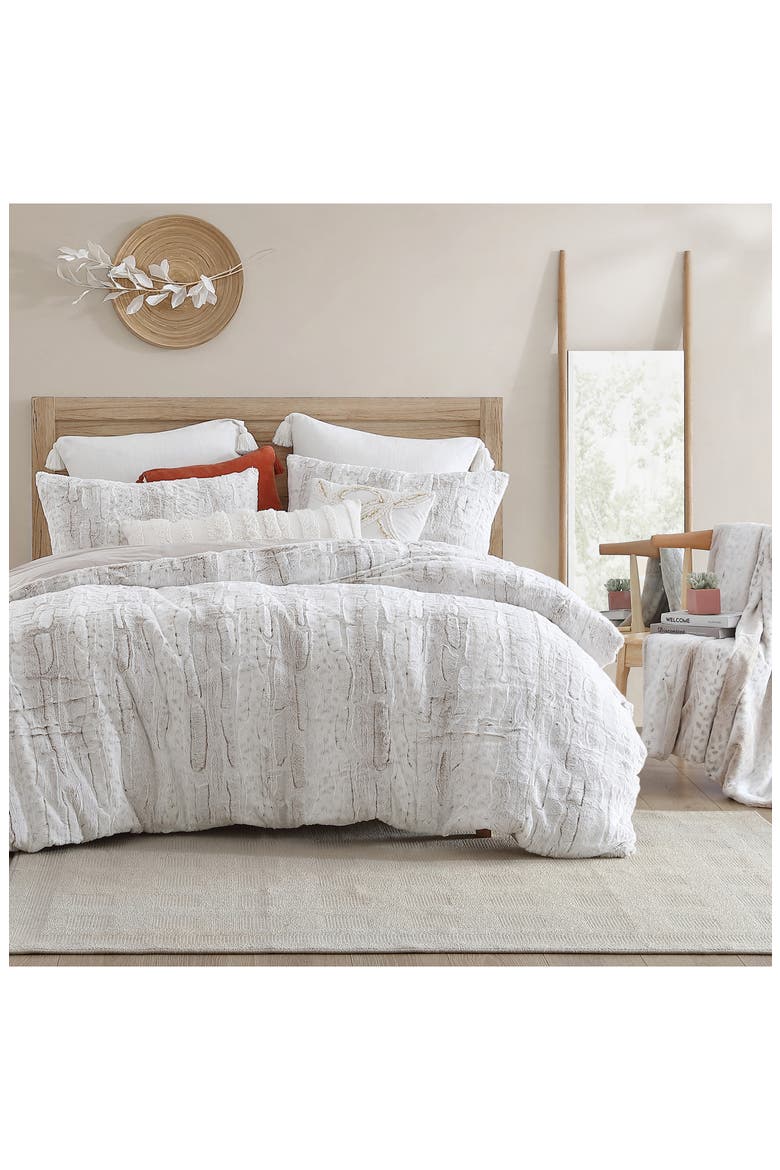 Snow Leopard Faux Fur Comforter & Shams Set, Alternate, color, IVORY