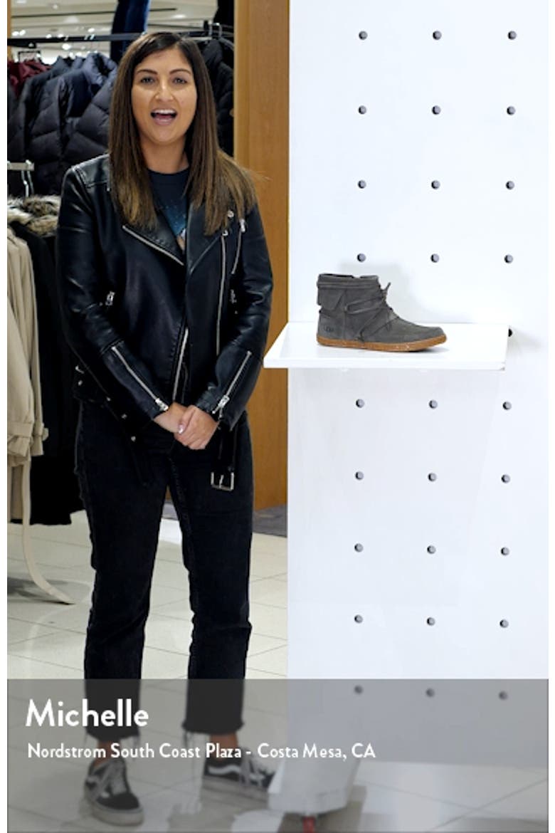 UGG Reid Boot video