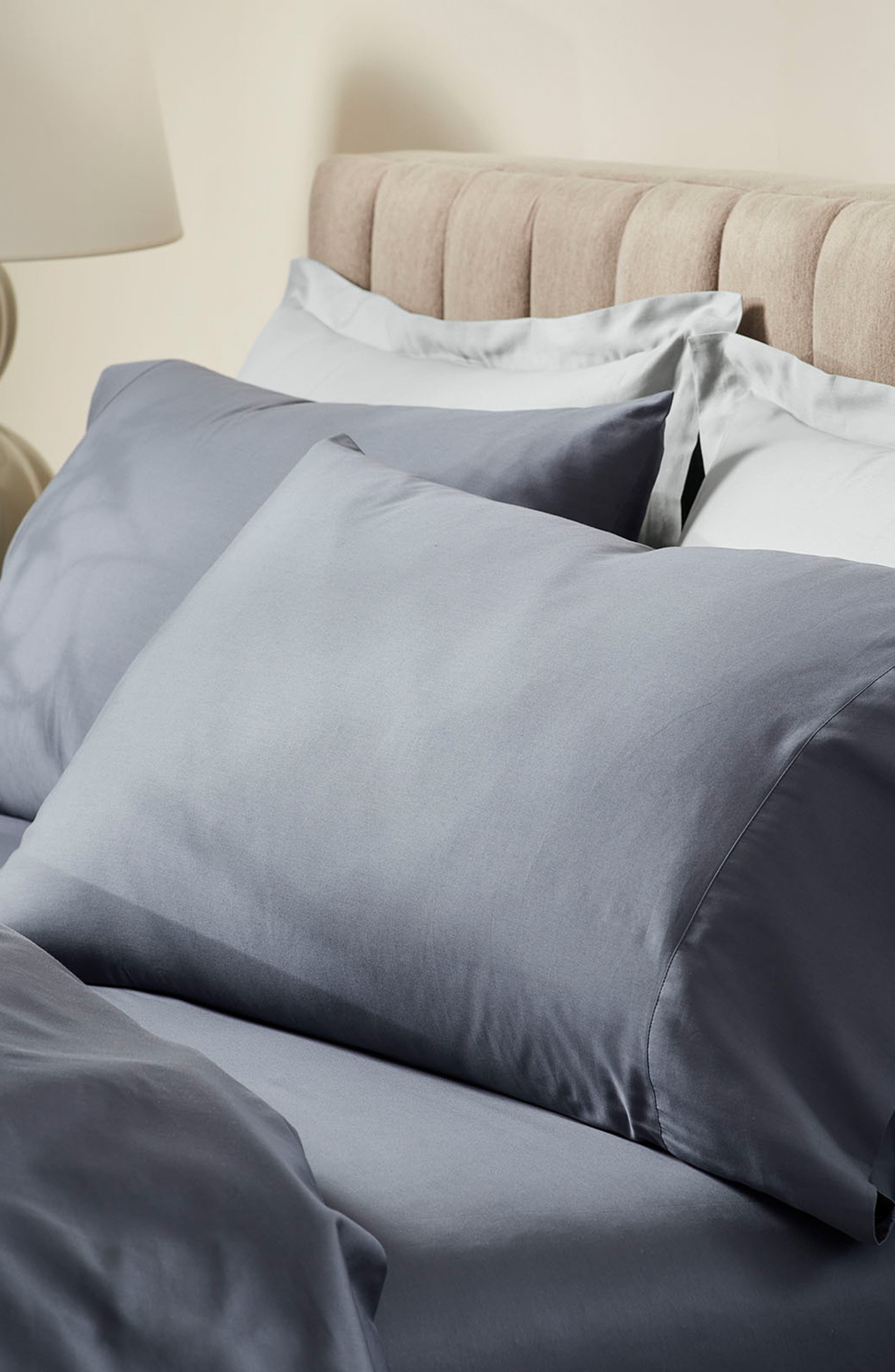 Boll & Branch Signature Hemmed Pillowcase - Thumbnail 2