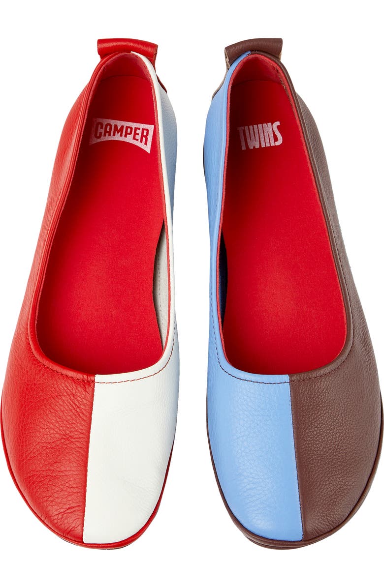 Camper Twins Mismatched Flat, Alternate, color,